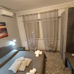 A Casa Di Lo , Roma Italia