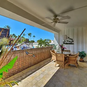 Apartment Downtown Air Conditioned Walk To Beaches, Kailua-Kona